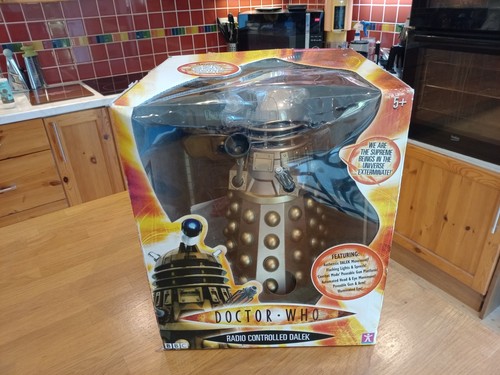 2004 who radio controlled - dr,