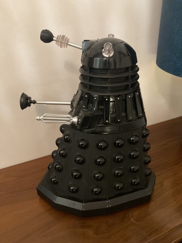 Black dalek doctor who - black,