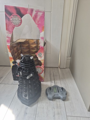 Doctor who radio - doctor, radio-controlled