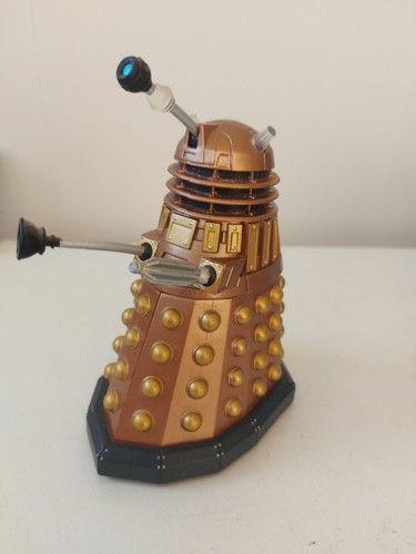 Doctor who dalek 2005 gold - doctor,