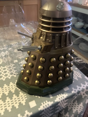 Radio controled dalek - 12”,