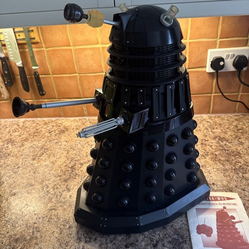 Doctor who black dalek sec - who,