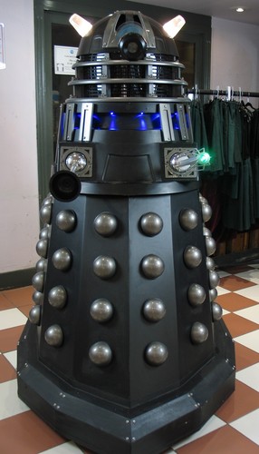 Dalek full size mobile - full,