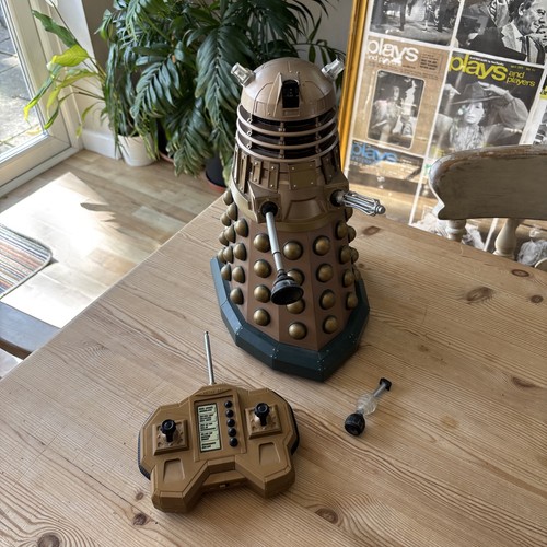Doctor who bronze - doctor, 12”