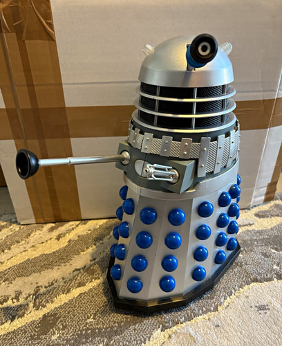 Doctor who dalek figure - figure, 12”