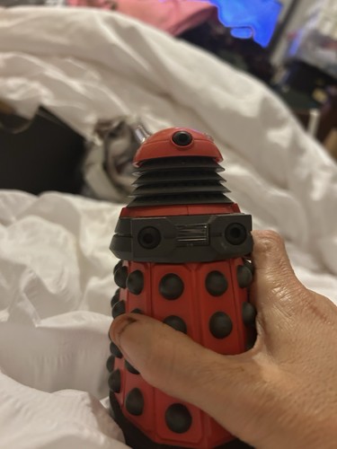 Black red dalek - black/red,